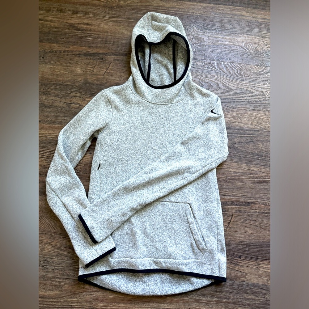 Nike therma fit